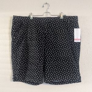 intro. Bermuda shorts plus size B&W polka dot stretchy 20W NWT